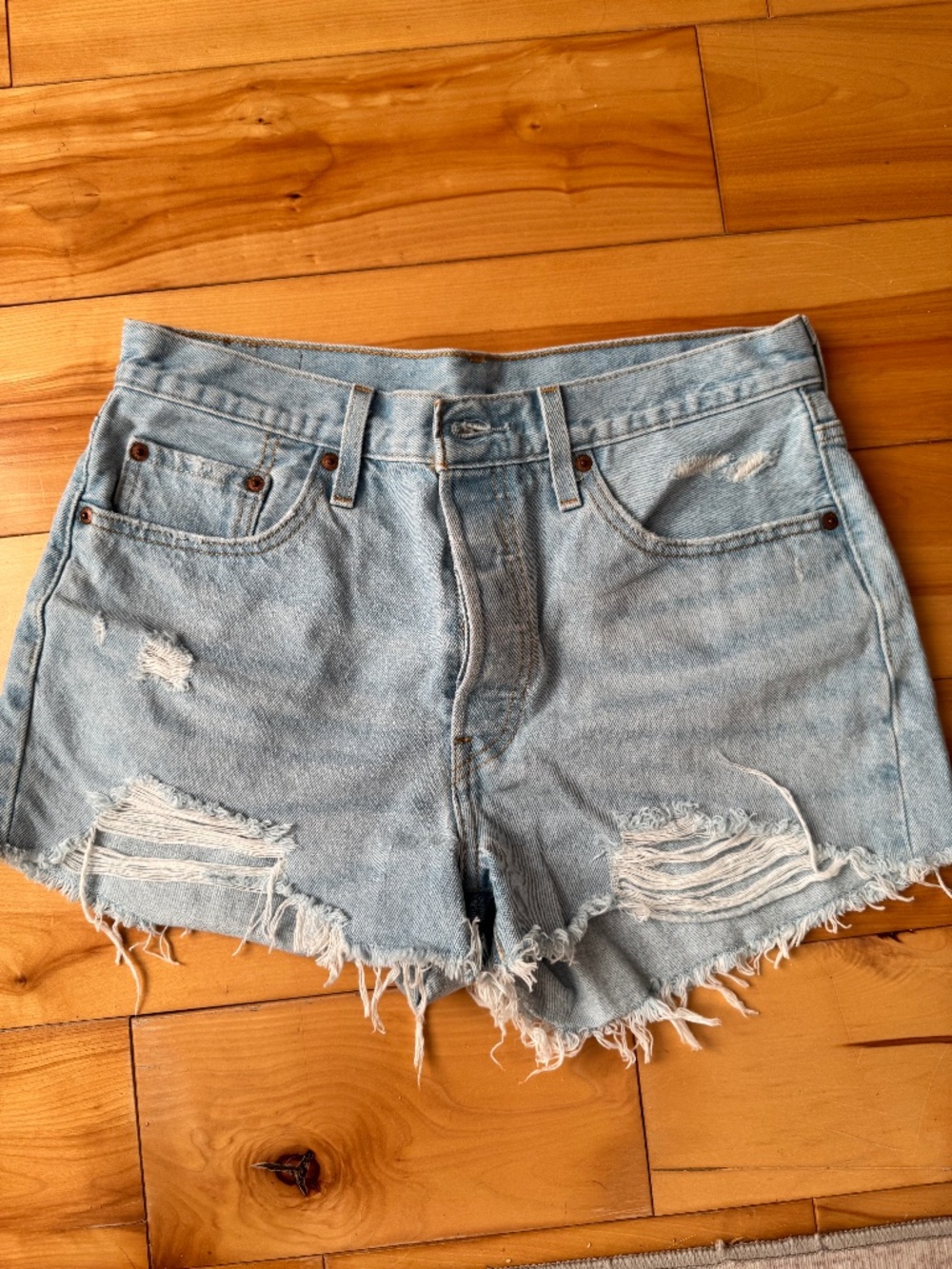 Women’s Levi’s shorts